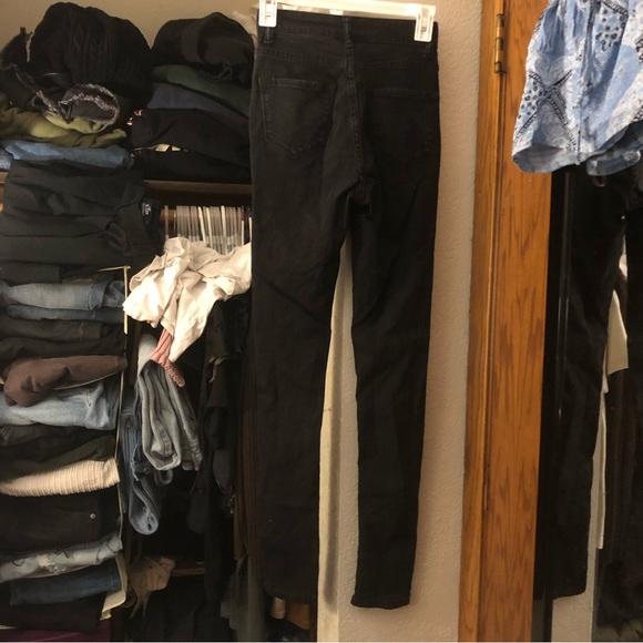 fashion nova distressed black skinny jeans - Picture 4 of 7